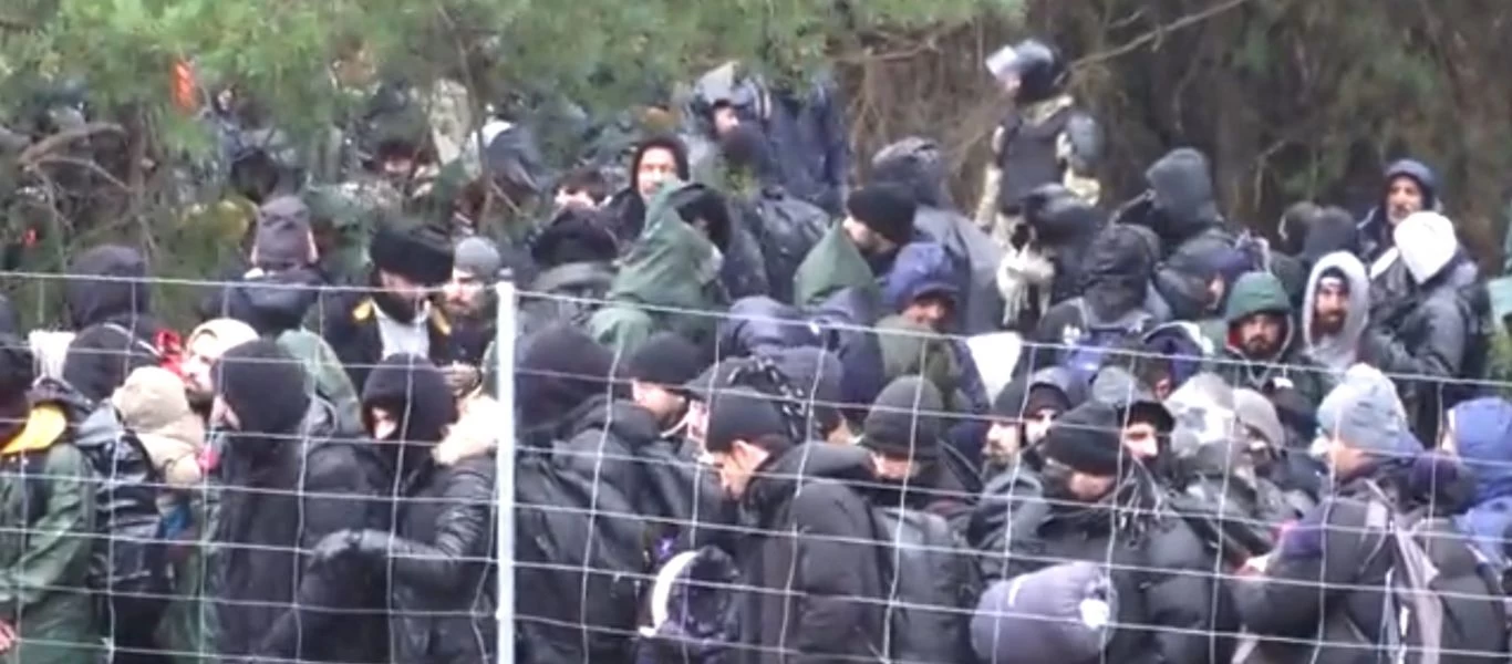 Η ΕΕ παρακολουθεί Ρωσία και Τουρκία για «πιθανό ρόλο» στη μετακίνηση παράνομων μεταναστών στα σύνορα της Πολωνίας